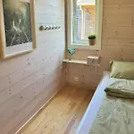 Spacious Family By The Coastline Lyngdal